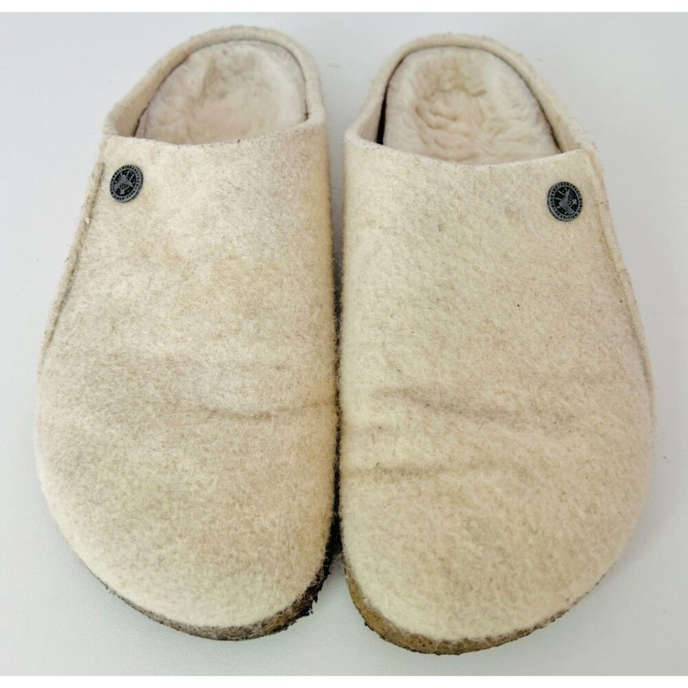 Birkenstock Zermatt slippers in ecru wool felt. Size 39.